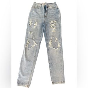 BDG Urban Outfitters High-Waisted Mom Jeans size 25